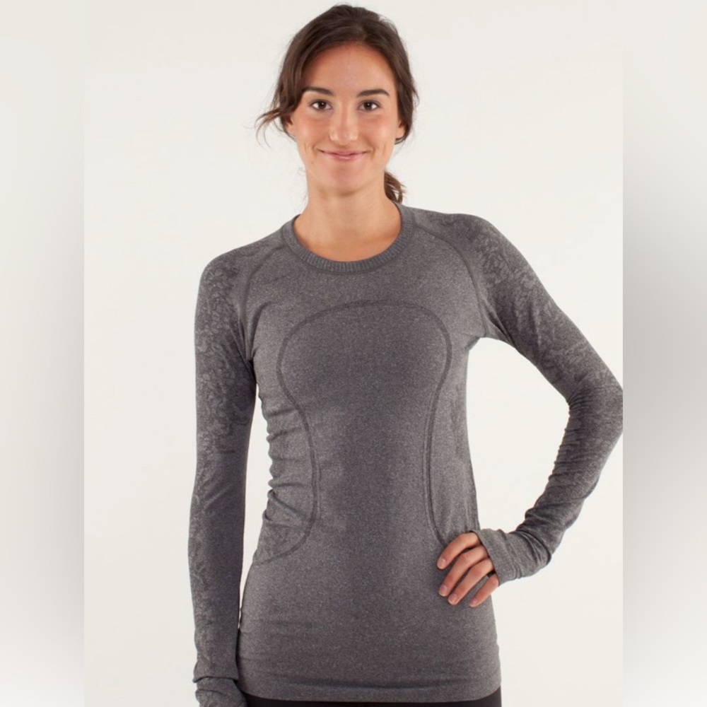 Lululemon Run: Swiftly Tech Long Sleeve *Lace
Size 10